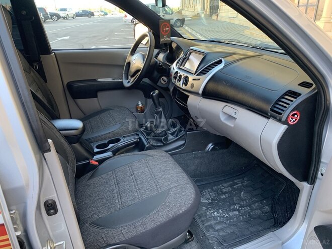 Mitsubishi L200 2013, 193,654 km - 2.5 l - Xırdalan