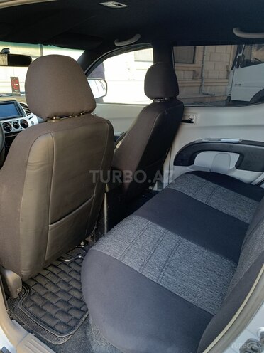 Mitsubishi L200 2013, 193,654 km - 2.5 l - Xırdalan