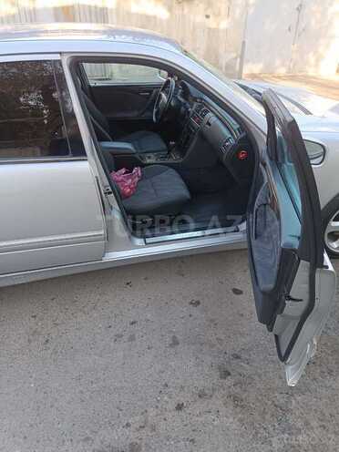 Mercedes E 270 2000, 370,000 km - 2.7 l - Bakı