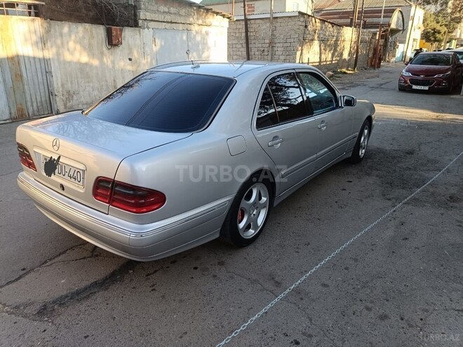 Mercedes E 270 2000, 370,000 km - 2.7 l - Bakı