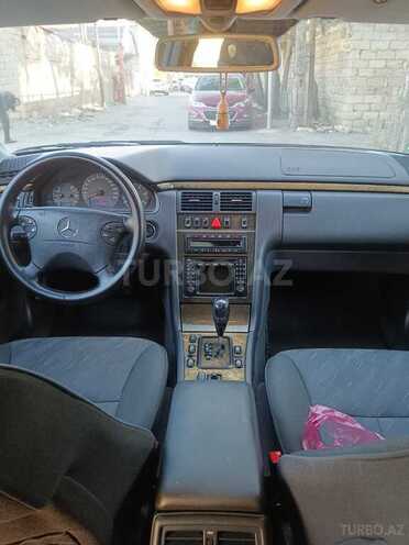 Mercedes E 270 2000, 370,000 km - 2.7 l - Bakı