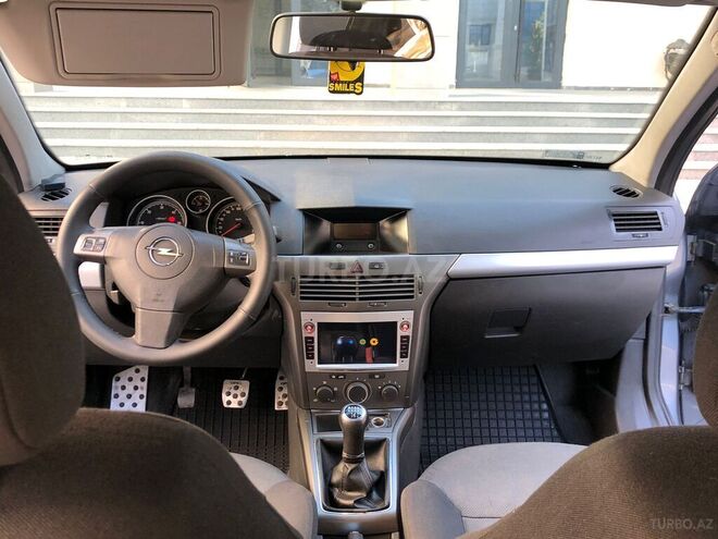 Opel Astra 2006, 230,000 km - 1.3 l - Bakı