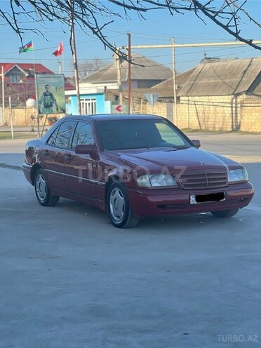 Mercedes C 230 1997, 270,000 km - 2.3 l - Xudat