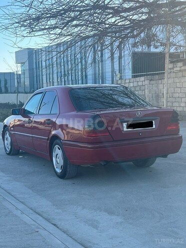 Mercedes C 230 1997, 270,000 km - 2.3 l - Xudat