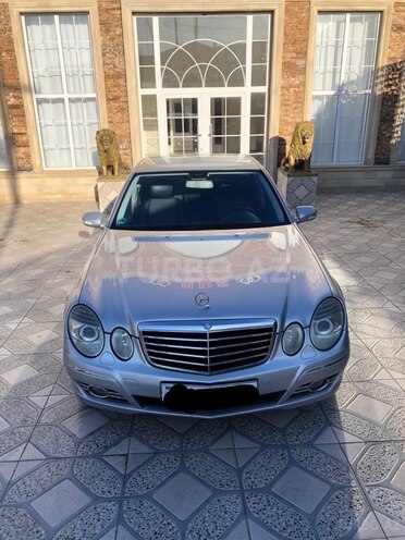Mercedes E 220 2007, 299,000 km - 2.2 l - Bakı