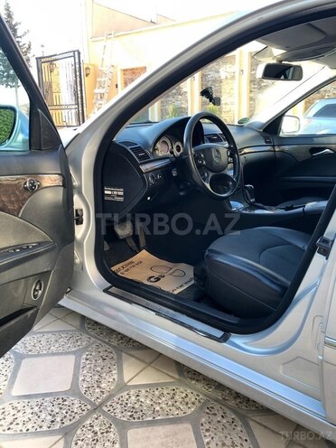 Mercedes E 220 2007, 299,000 km - 2.2 l - Bakı