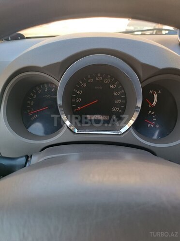 Toyota Fortuner 2005, 277,000 km - 4.0 l - Bakı