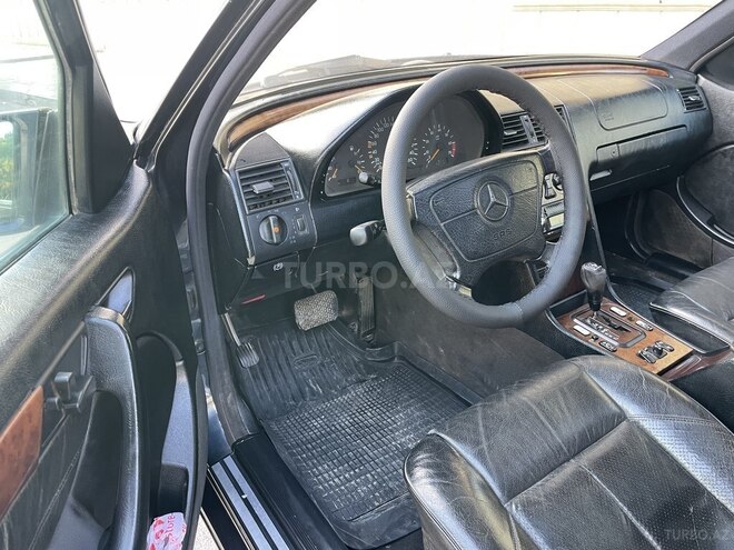 Mercedes C 240 1999, 232,456 km - 2.4 l - Bakı