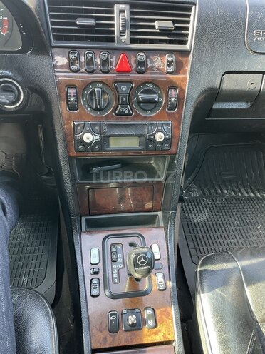 Mercedes C 240 1999, 232,456 km - 2.4 l - Bakı