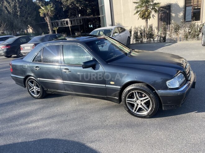 Mercedes C 240 1999, 232,456 km - 2.4 l - Bakı