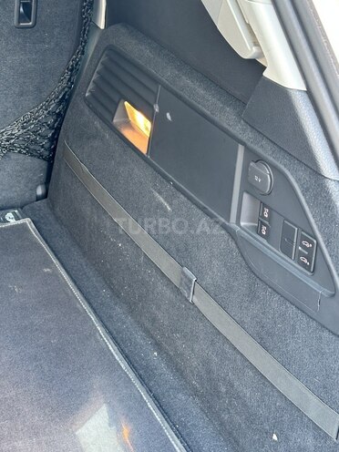 Volkswagen Touareg 2010, 90,000 km - 3.6 l - Bakı