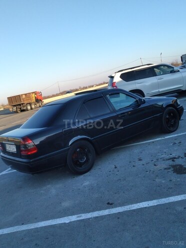 Mercedes C 180 1995, 358,000 km - 1.8 л - Bakı