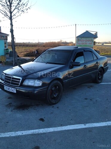Mercedes C 180 1995, 358,000 km - 1.8 л - Bakı
