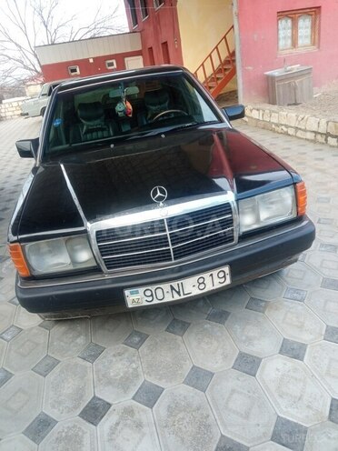Mercedes 190 1991, 280,000 km - 2.0 л - Qazax