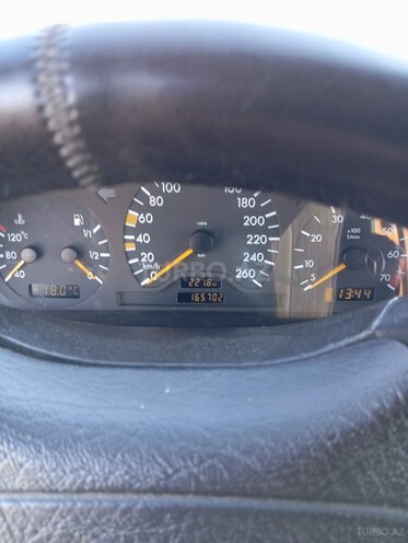 Mercedes C 240 1999, 162,000 km - 2.4 л - Yevlax