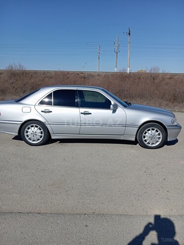 Mercedes C 240 1999, 162,000 km - 2.4 л - Yevlax