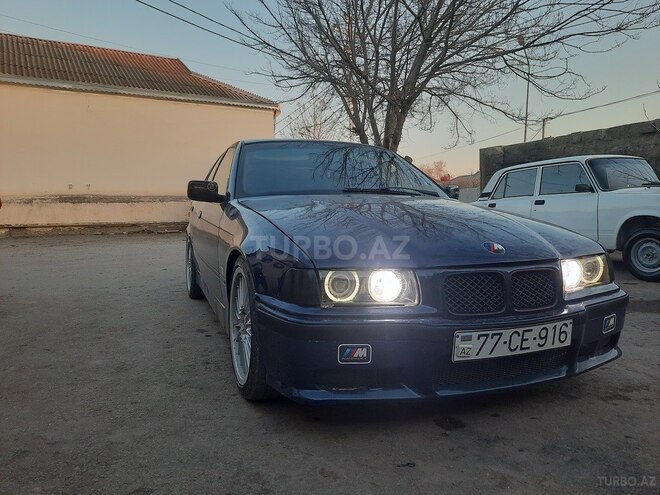 BMW 318 1992, 330,000 km - 1.8 l - Bərdə