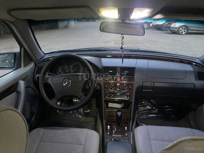 Mercedes C 180 1999, 250,000 km - 1.8 l - Bakı