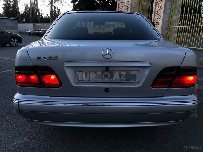 Mercedes E 220 1999, 507,000 km - 2.2 л - Göyçay