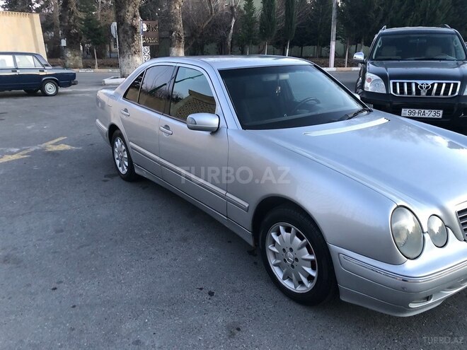 Mercedes E 220 1999, 507,000 km - 2.2 л - Göyçay