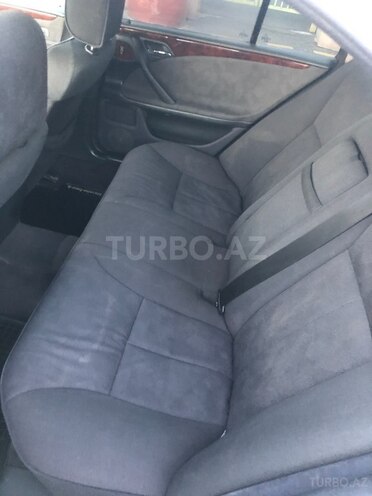 Mercedes E 220 1999, 507,000 km - 2.2 л - Göyçay