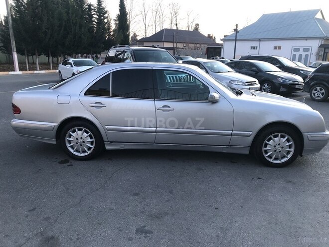 Mercedes E 220 1999, 507,000 km - 2.2 л - Göyçay