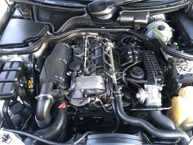 Mercedes E 220 1999, 507,000 km - 2.2 л - Göyçay