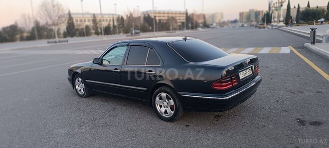 Mercedes E 220 1999, 445,000 km - 2.2 л - Gəncə