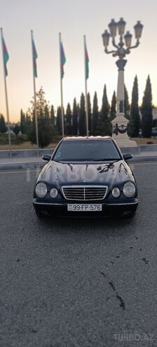 Mercedes E 220 1999, 445,000 km - 2.2 л - Gəncə