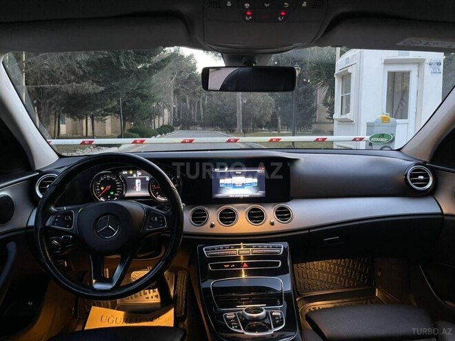 Mercedes E 200 2019, 218,122 km - 2.0 l - Bakı