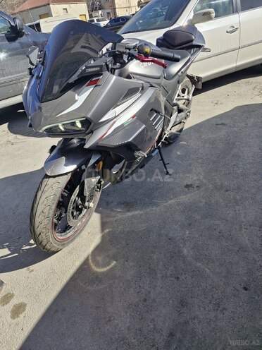 Yamaha  2023, 376 km - 0.3 l - Bakı