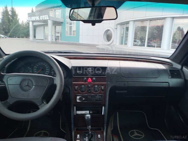 Mercedes C 180 1996, 362,548 km - 1.8 l - Bakı
