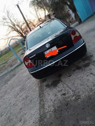 Volkswagen Passat 2004, 226,574 km - 1.8 л - Biləsuvar