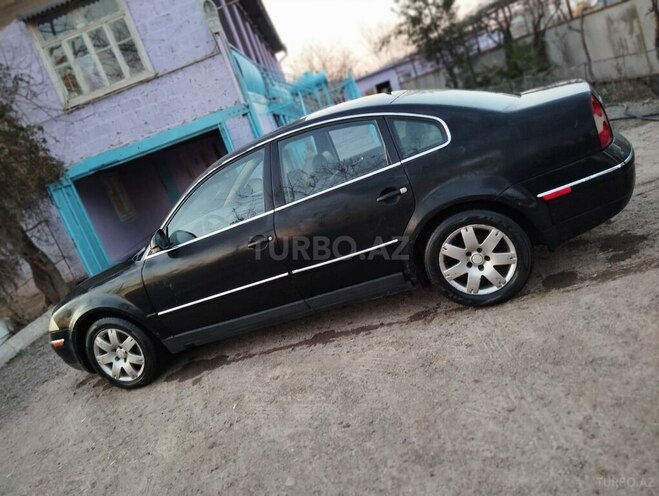 Volkswagen Passat 2004, 226,574 km - 1.8 л - Biləsuvar