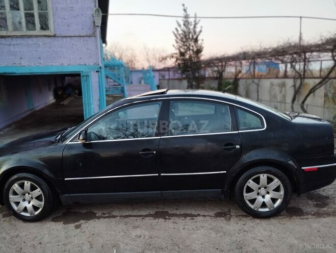 Volkswagen Passat 2004, 226,574 km - 1.8 л - Biləsuvar