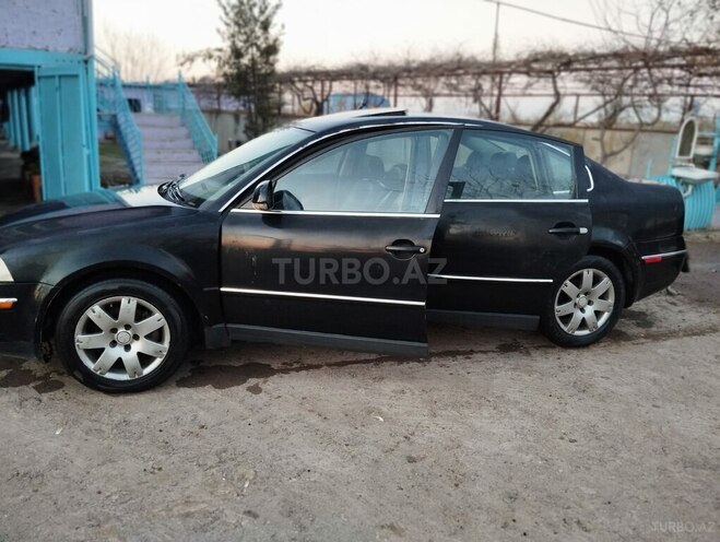 Volkswagen Passat 2004, 226,574 km - 1.8 л - Biləsuvar