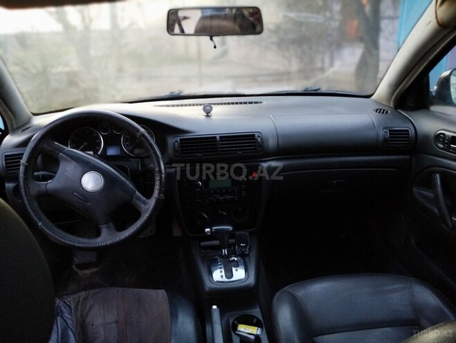Volkswagen Passat 2004, 226,574 km - 1.8 л - Biləsuvar