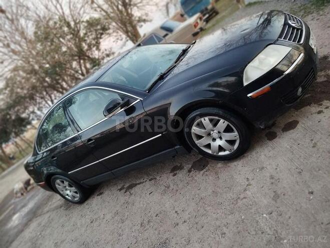 Volkswagen Passat 2004, 226,574 km - 1.8 л - Biləsuvar