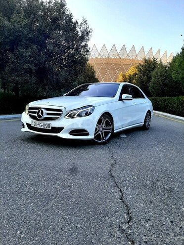Mercedes E 220 2013, 205,207 km - 2.2 л - Bakı