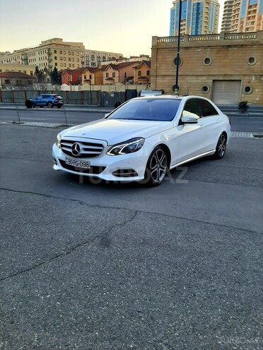 Mercedes E 220 2013, 205,207 km - 2.2 л - Bakı