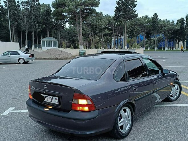 Opel Vectra 1994, 86,000 km - 2.0 l - Füzuli