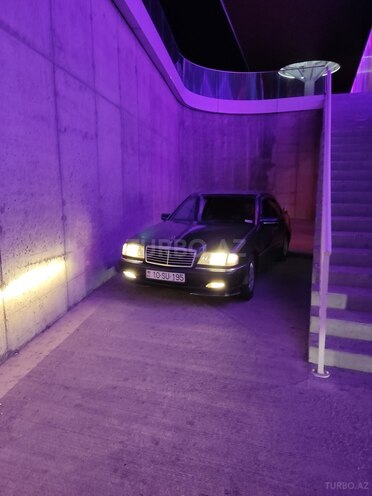 Mercedes C 200 1997, 396,000 km - 2.0 l - Bakı