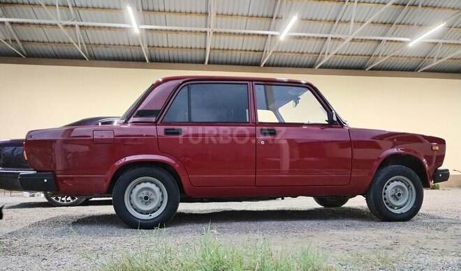 LADA (VAZ) 2107 2009, 34,000 km - 1.6 l - Ucar