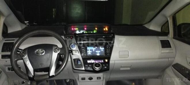 Toyota Prius V 2015, 547,177 km - 1.8 l - Bakı