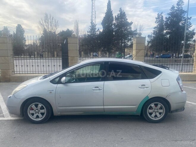 Toyota Prius 2005, 225,000 km - 1.5 л - Bakı