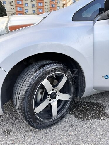 Nissan Leaf 2013, 100,000 km - 0.0 л - Bakı
