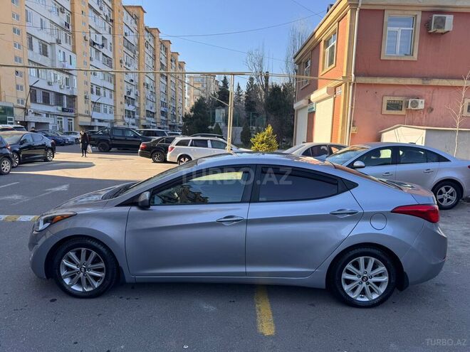 Hyundai Elantra 2015, 129,242 km - 1.8 l - Bakı