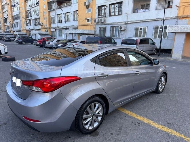 Hyundai Elantra 2015, 129,242 km - 1.8 l - Bakı