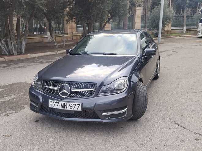 Mercedes C 250 2013, 180,000 km - 1.8 л - Bakı
