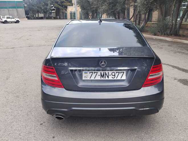 Mercedes C 250 2013, 180,000 km - 1.8 л - Bakı